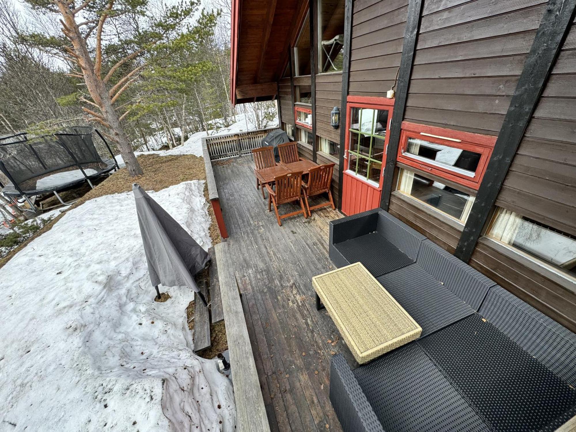 Koselig Hytte Med Usjenert Og Solrik Beliggenhet Geilo Exterior photo